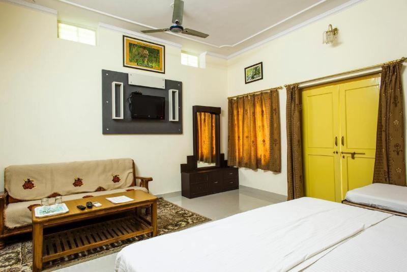 Ranthambhore Vatika Resort Савай Мадхопур Екстериор снимка