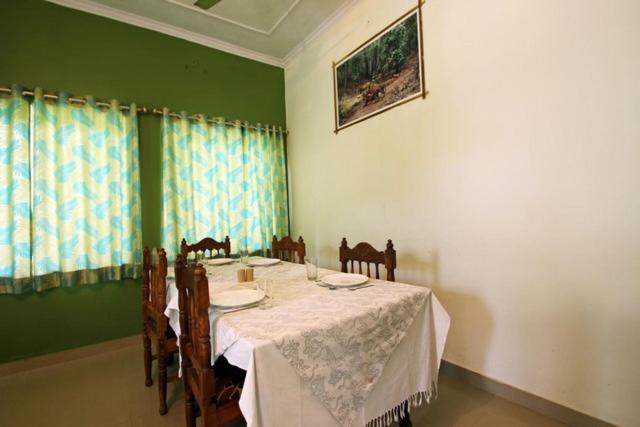 Ranthambhore Vatika Resort Савай Мадхопур Екстериор снимка