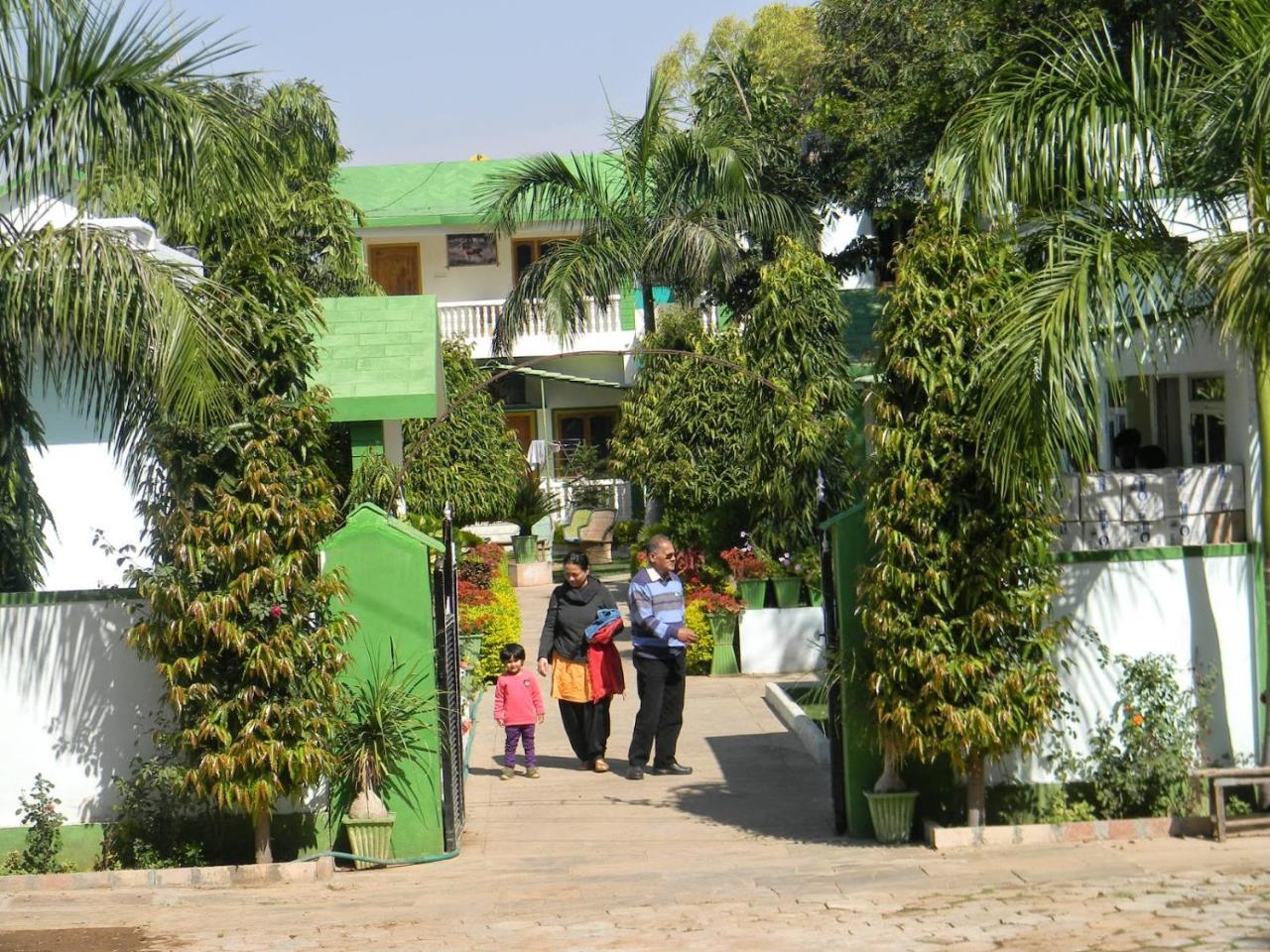Ranthambhore Vatika Resort Савай Мадхопур Екстериор снимка
