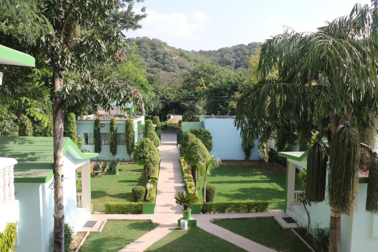 Ranthambhore Vatika Resort Савай Мадхопур Екстериор снимка
